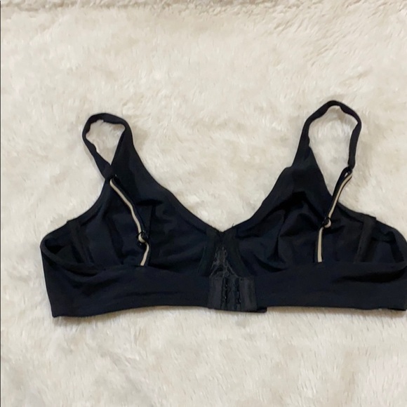 Tommy Hilfiger 36B underwire black bra - Picture 5 of 9